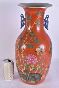 A LARGE CHINESE CORAL PORCELAIN VASE. 45 cm high.: A LARGE CHINESE CORAL PORCELAIN VASE. 45 cm high.