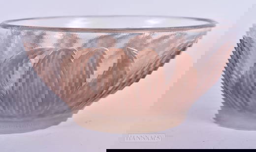 A RENE LALIQUE FRENCH GLASS FLOWER BOWL. 11.5 cm diameter.: A RENE LALIQUE FRENCH GLASS FLOWER BOWL. 11.5 cm diameter.