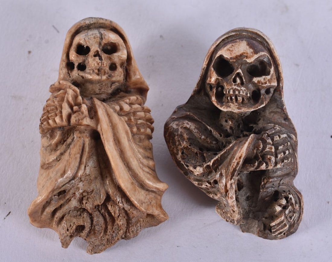 TWO JAPANESE CARVED STAG ANTLER MEMENTO MORI SKELETONS. 5 cm x 3 cm. (2) (1 of 3)