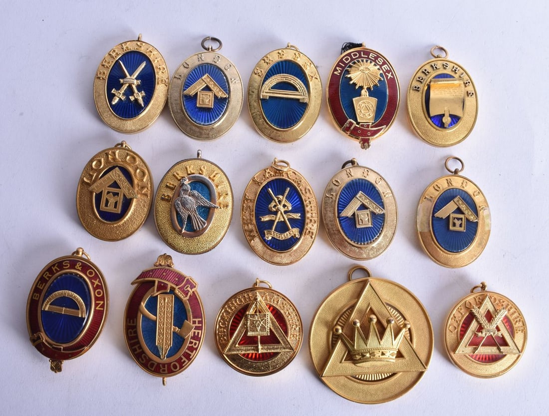 Fifteen Masonic Provincial Craft Collar Jewels. Largest 6.5 cm diameter (15): Fifteen Masonic Provincial Craft Collar Jewels. Largest 6.5 cm diameter (15)
