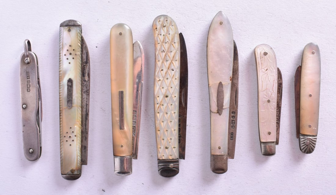 Seven .925 sterling silver fruit knives.  Largest 14.7cm extended, total weight 130g (7) (1 of 3)