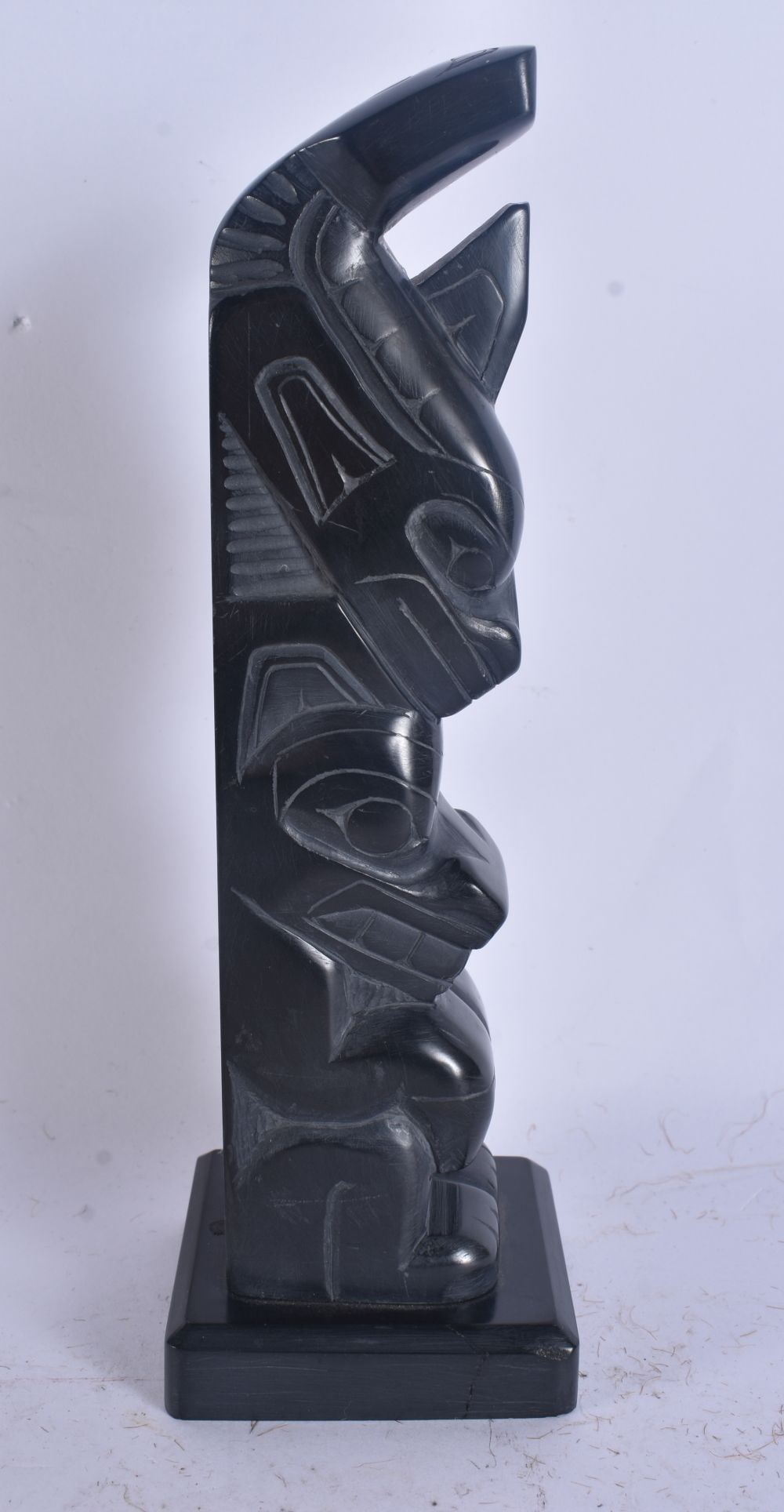 A NORTH AMERICAN HAIDA ARGALLITE TOTEM BOWL by Denny Dixon. 24 cm high. (1 of 8)