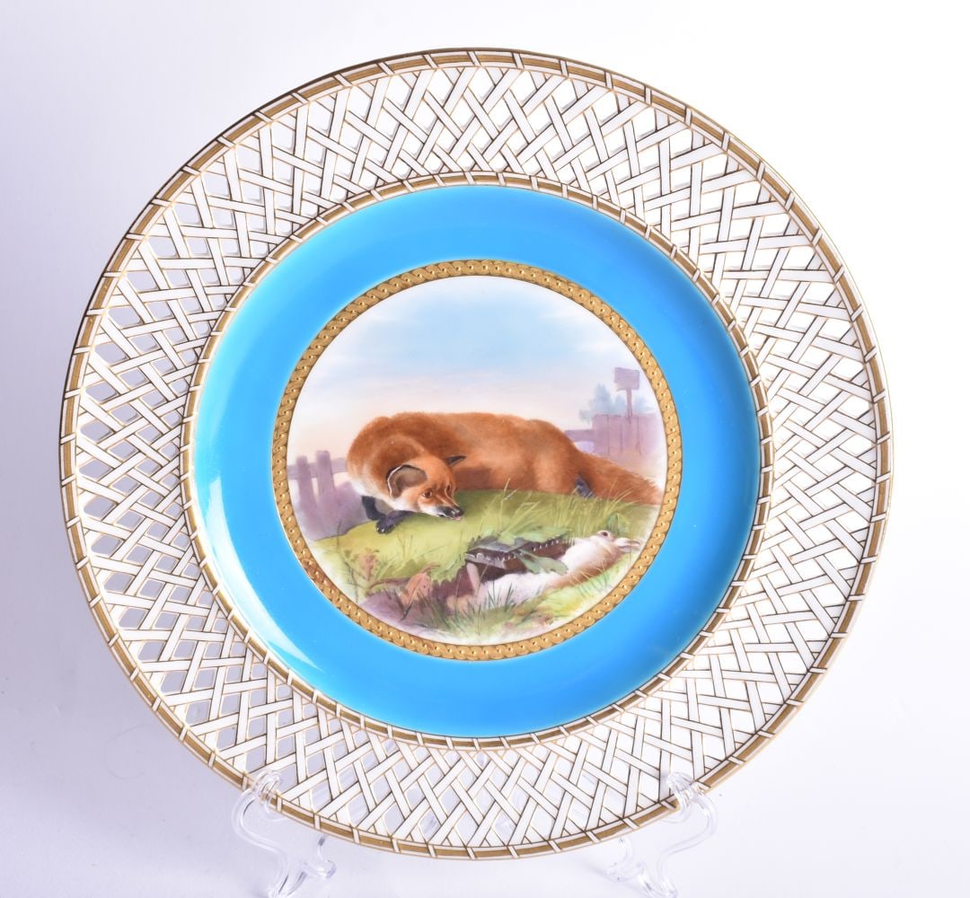 Minton fine reticulated plate painted with a fox and hare by Hy. Mitchell, not signed. 25cm wide: Minton fine reticulated plate painted with a fox and hare by Hy. Mitchell, not signed. 25cm wide