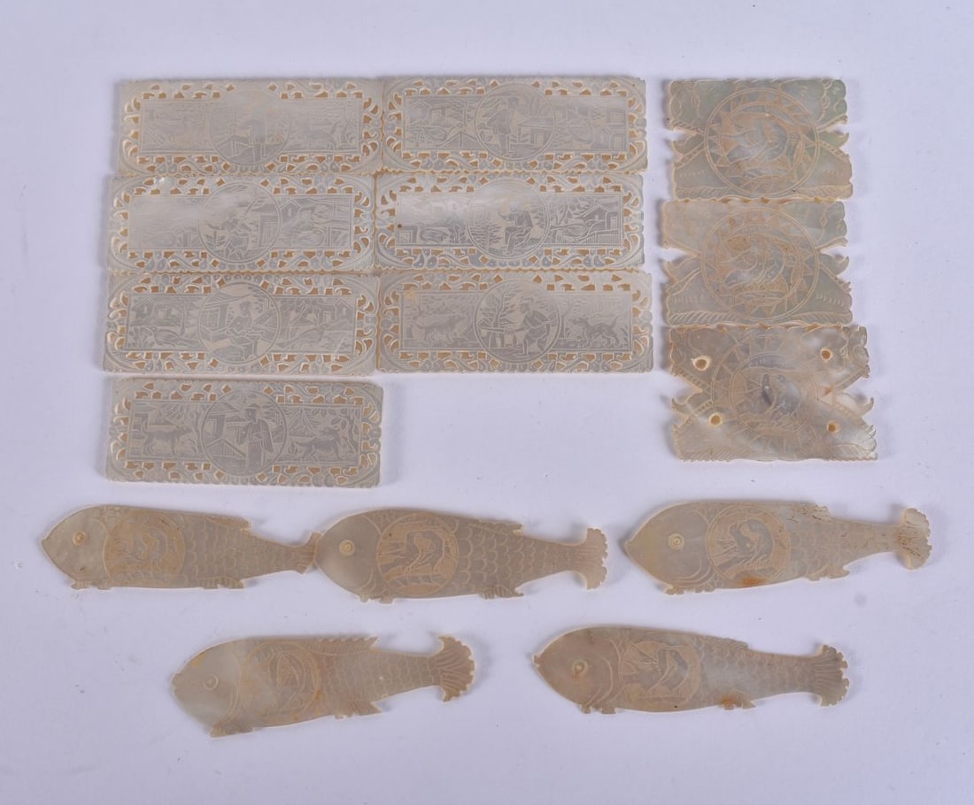 ASSORTED 19TH CENTURY CHINESE MOTHER OF PEARL GAMING COUNTERS. Largest 5.5 cm x 2 cm. (qty): ASSORTED 19TH CENTURY CHINESE MOTHER OF PEARL GAMING COUNTERS. Largest 5.5 cm x 2 cm. (qty)