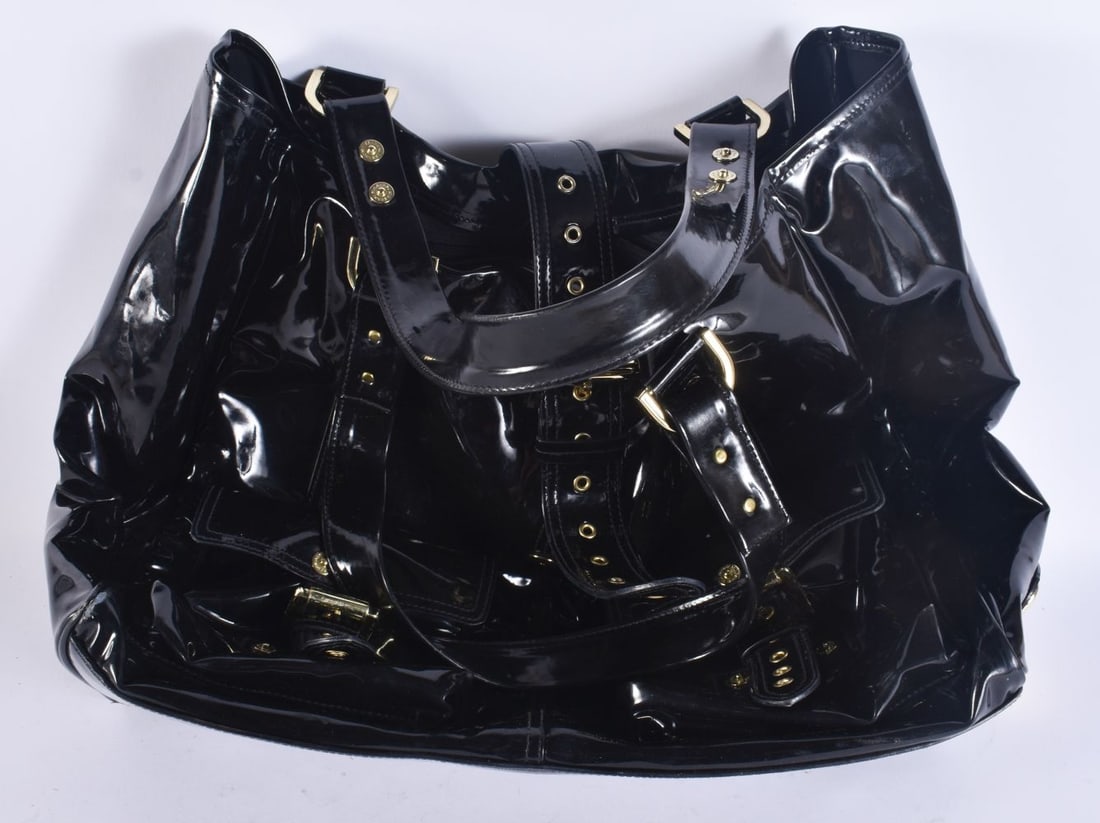 A LARGE MULBERRY HANDBAG.: A LARGE MULBERRY HANDBAG.