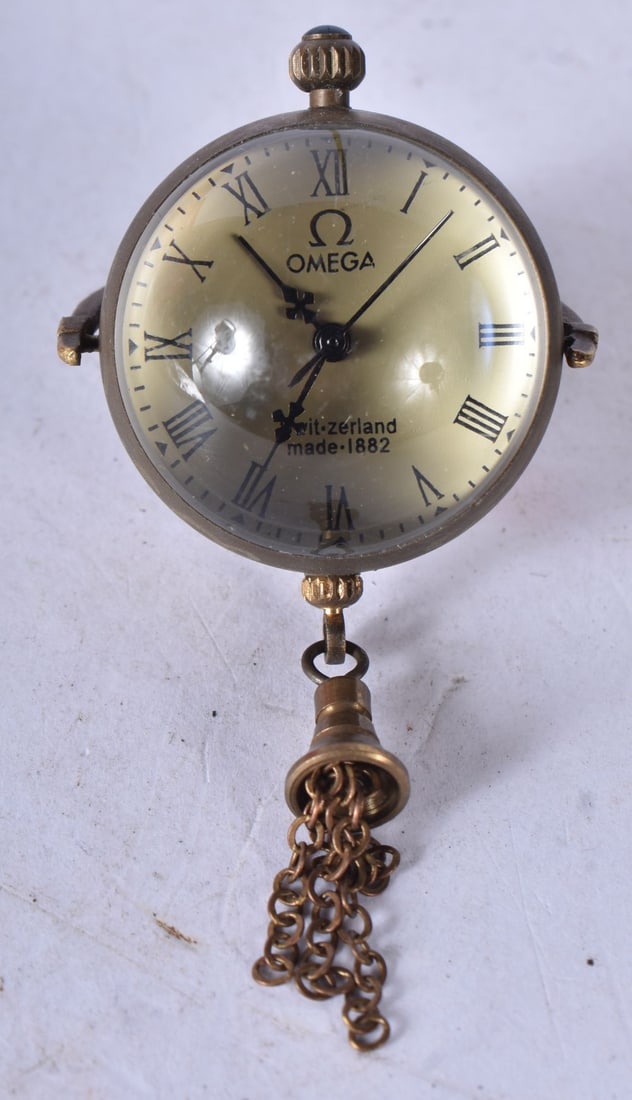 A Ball Watch. Working. 8.3cm x 3.5cm x 3cm, weight 30.2g: A Ball Watch. Working. 8.3cm x 3.5cm x 3cm, weight 30.2g