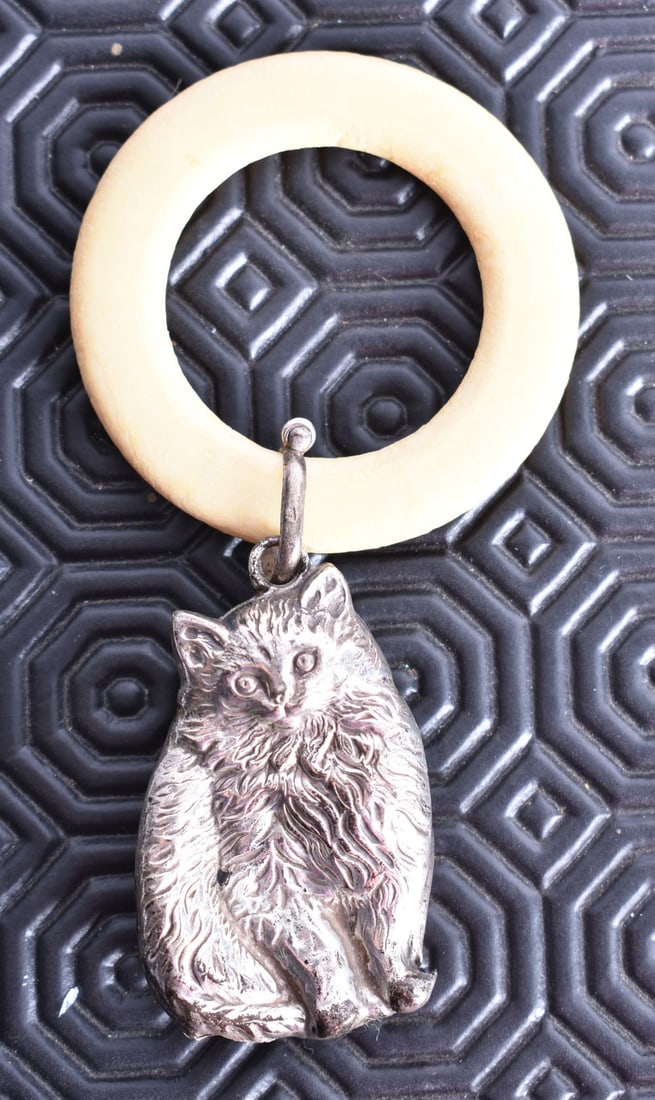 A Babies Cat Rattle. 10.6cm x 5.3cm, weight 14g: A Babies Cat Rattle. 10.6cm x 5.3cm, weight 14g