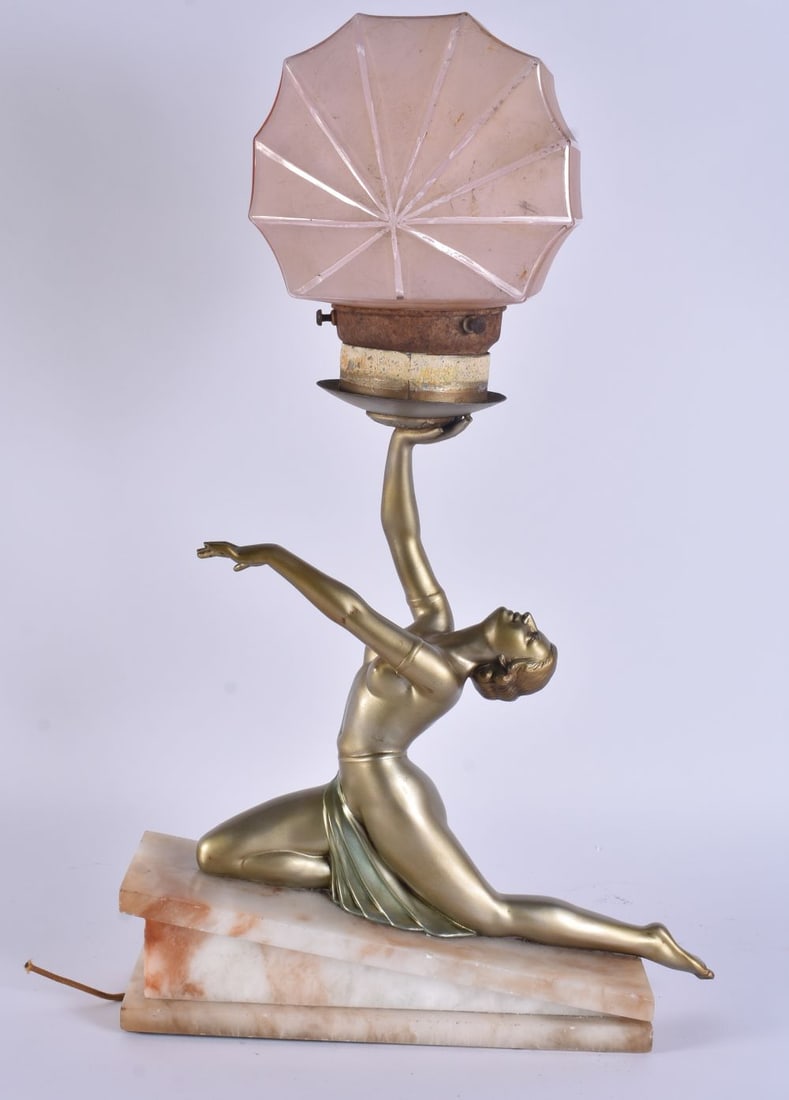 A LARGE ART DECO COLD PAINTED SPELTER LAMP. 53 cm x 28 cm.: A LARGE ART DECO COLD PAINTED SPELTER LAMP. 53 cm x 28 cm.
