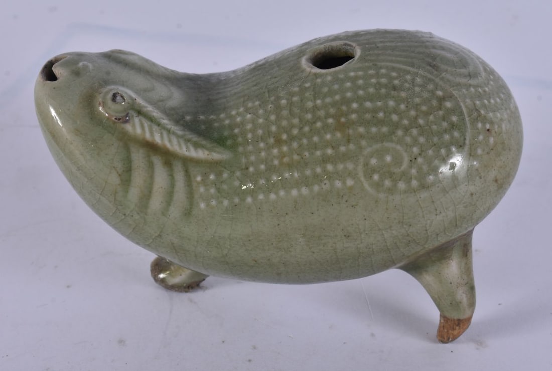 A CHINESE CELADON ANIMAL FORM WATER DROPPER. 12 cm wide.: A CHINESE CELADON ANIMAL FORM WATER DROPPER. 12 cm wide.