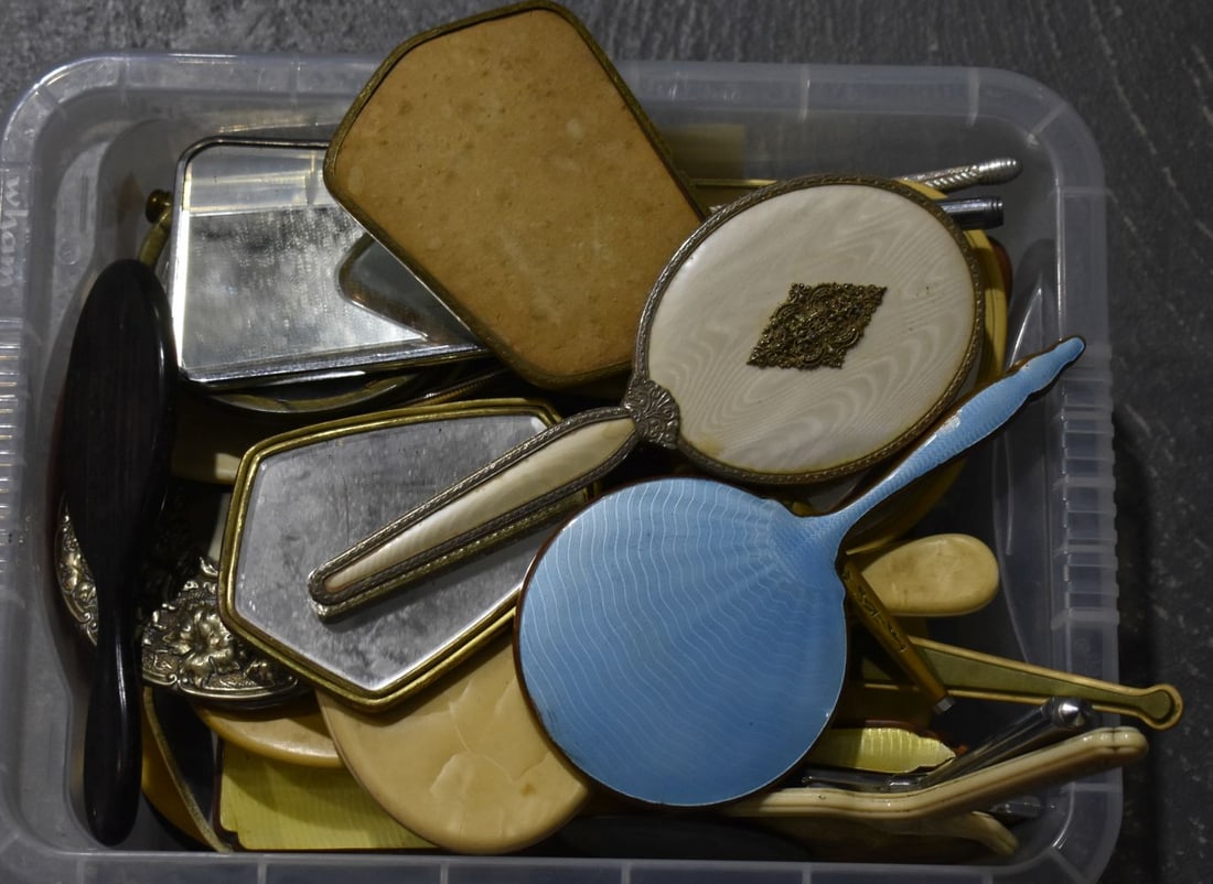 A LARGE COLLECTION OF VANITY MIRRORS. (qty) (1 of 5)