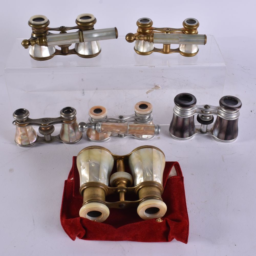SIX PAIRS OF MOTHER OF PEARL OPERA GLASSES. (6): SIX PAIRS OF MOTHER OF PEARL OPERA GLASSES. (6)