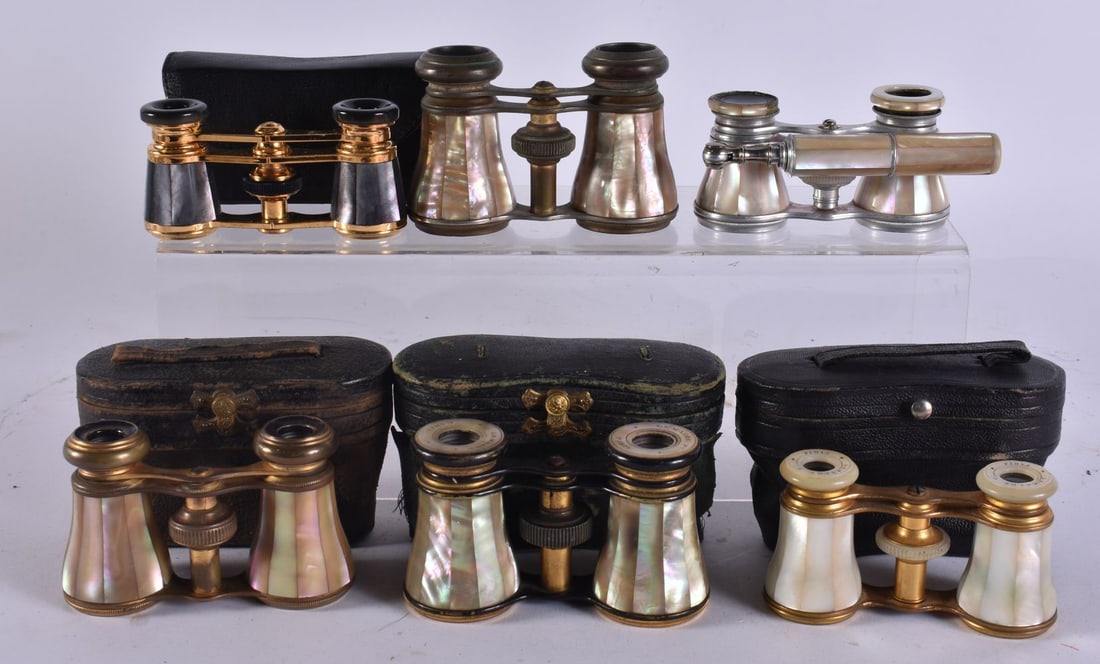 SIX PAIRS OF MOTHER OF PEARL OPERA GLASSES. (6): SIX PAIRS OF MOTHER OF PEARL OPERA GLASSES. (6)