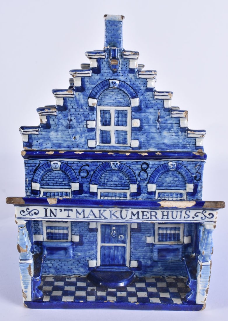 A RARE ANTIQUE DELFT TIN GLAZED BLUE AND WHITE MAKKUMER HUIS POTTERY BOX AND COVER. 18 cm x 18 cm. (1 of 7)