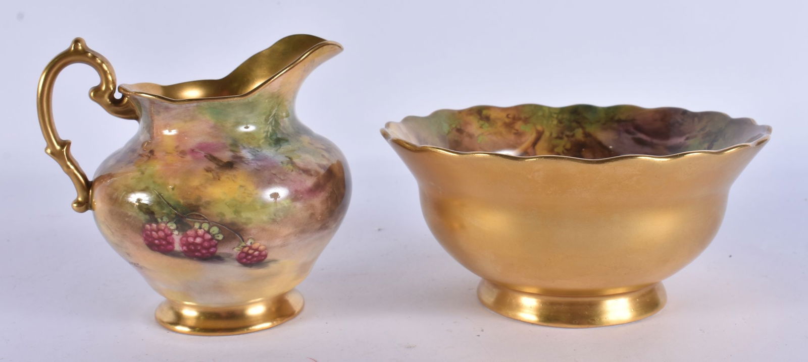 A ROYAL WORCESTER FRUIT PAINTED PORCELAIN BOWL AND MILK JUG by Price. 13 cm wide. (2) (1 of 10)