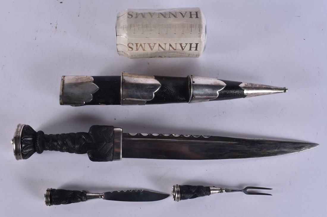 A LARGE ANTIQUE SCOTTISH INVERNESS SILVER DIRK DAGGER. 43 cm long. WE ARE UNABLE TO OFFER IN HOUSE (1 of 5)
