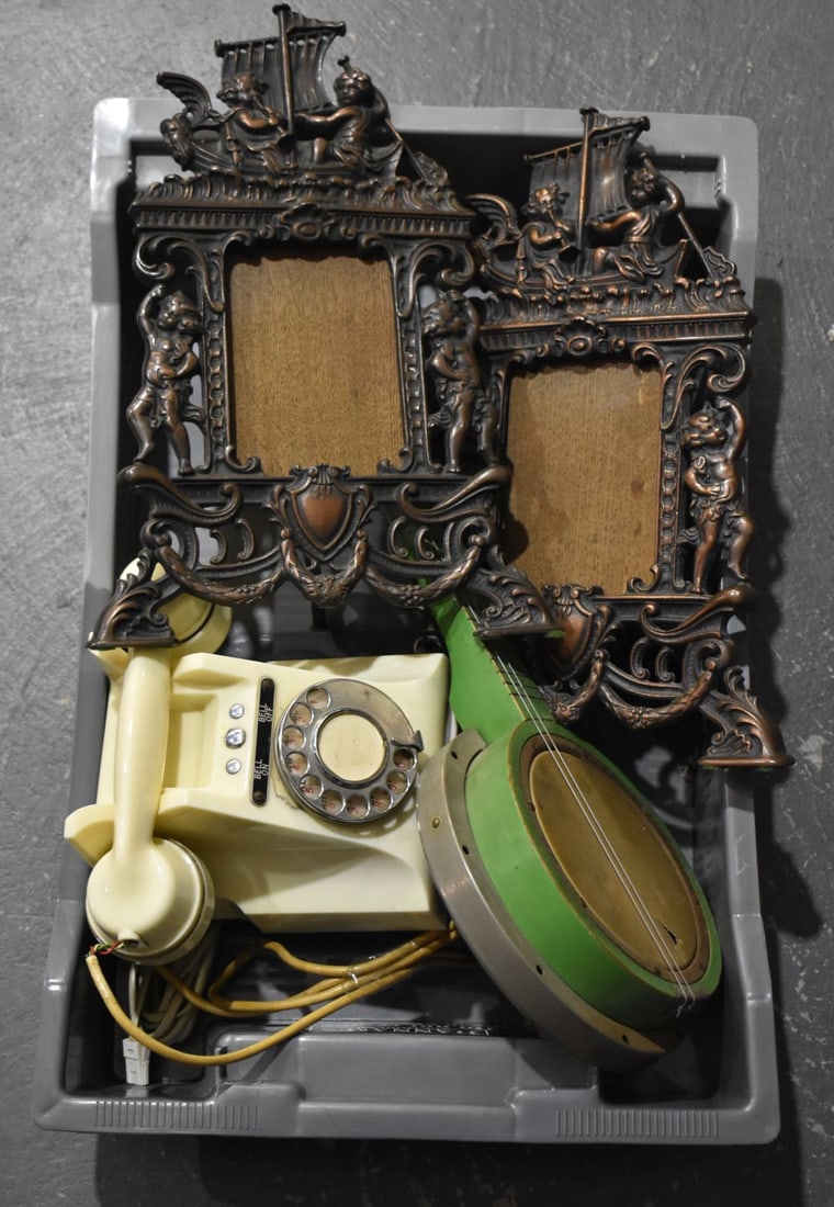 A BANJO etc. (4) (1 of 9)