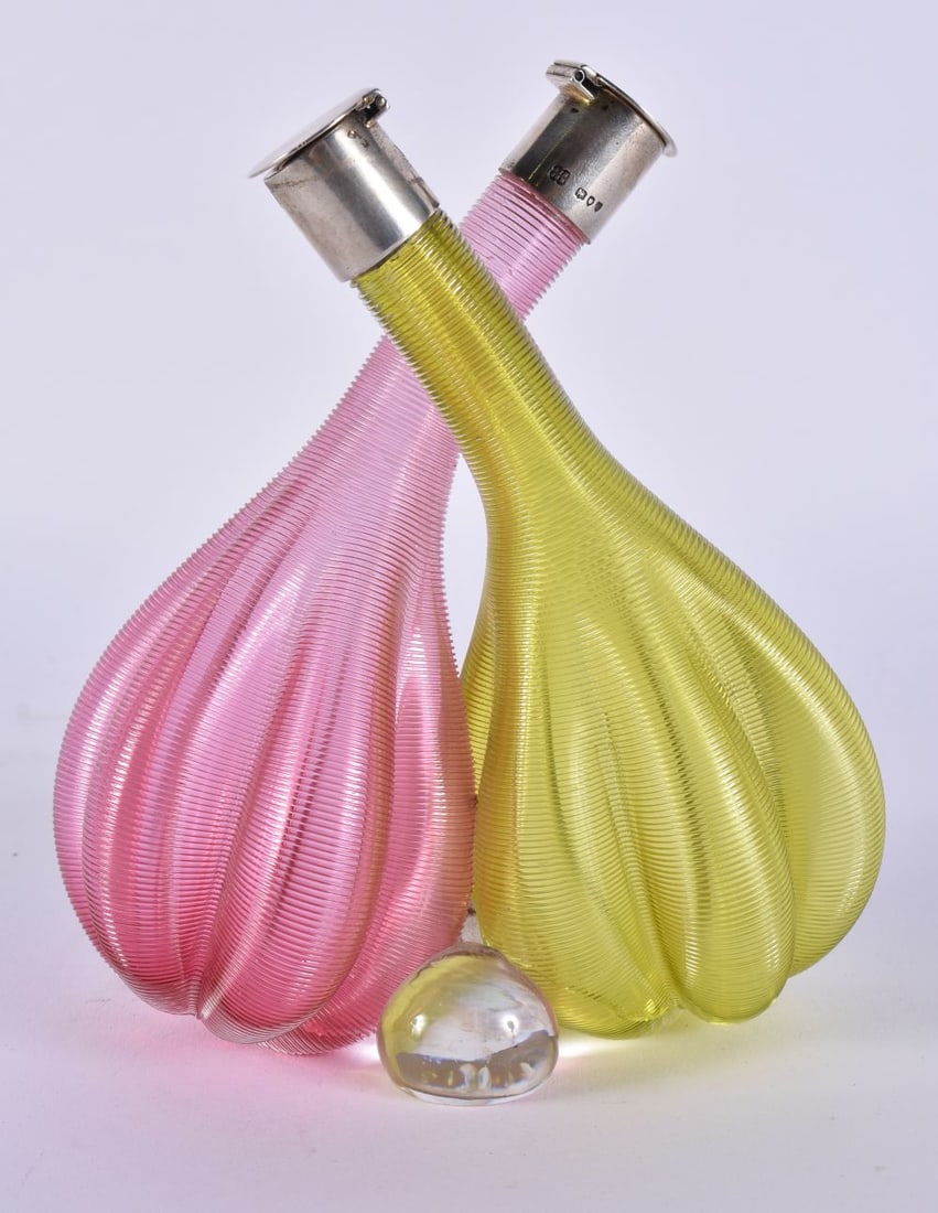 A RARE ANTIQUE DOUBLE COLOUR SILVER MOUNTED GLASS OIL AND VINEGAR BOTTLE. 16 cm high. (1 of 5)