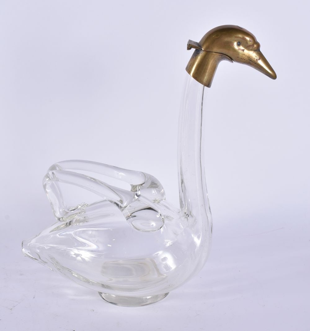 AN ANTIQUE DUCK HEAD GLASS DECANTER. 27 cm x 20 cm. (1 of 5)