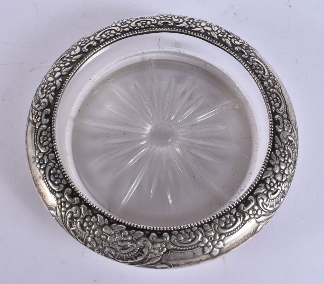 A SILVER OVERLAID GLASS COASTER. 16 cm wide. (1 of 3)