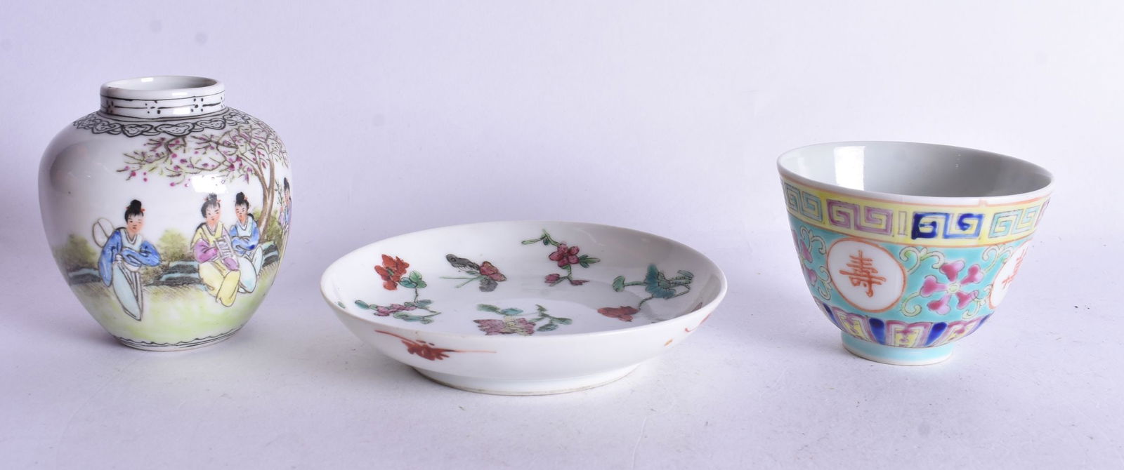 ASSORTED CHINESE REPUBLICAN PERIOD PORCELAIN. (3) (1 of 8)