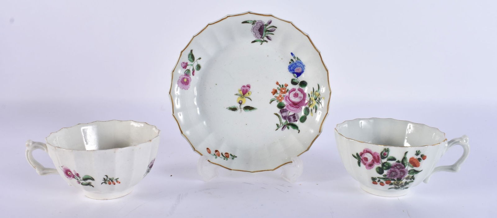 TWO 18TH CENTURY WORCESTER FACETTED TEACUPS and one saucer. (3) (1 of 8)