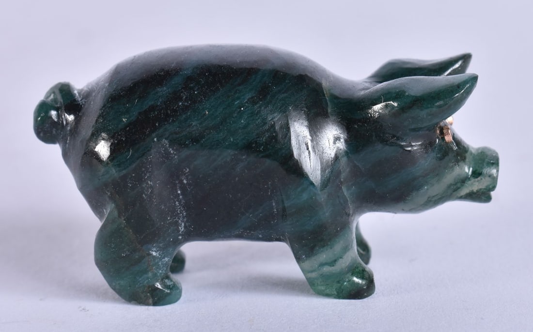 A CONTINENTAL JADE AND DIAMOND PIG. 31 grams. 5 cm x 2.5 cm. (1 of 5)
