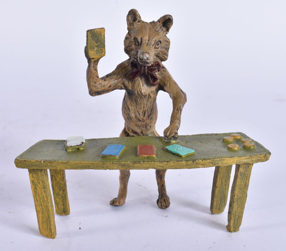 A COLD PAINTED BRONZE FOX. 11 cm x 9.5 cm. (1 of 4)