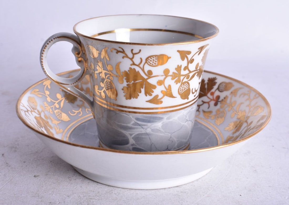 Early 19th century Chamberlains Worcester coffee cup and saucer with marble ground. Largesy 13.5 cm: Early 19th century Chamberlains Worcester coffee cup and saucer with marble ground. Largesy 13.5 cm diameter(2)
