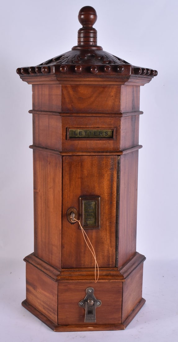 A LARGE COUNTRY HOUSE WOODEN POST BOX. 52 cm high. (1 of 4)