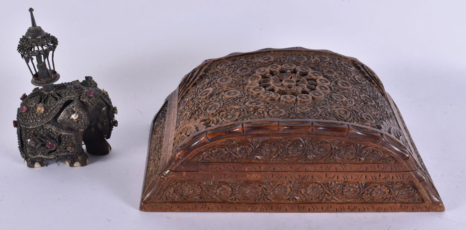 AN ANGLO INDIAN WOOD BOX together with a jewelled elephant. Box 15 cm wide. (2) (1 of 3)