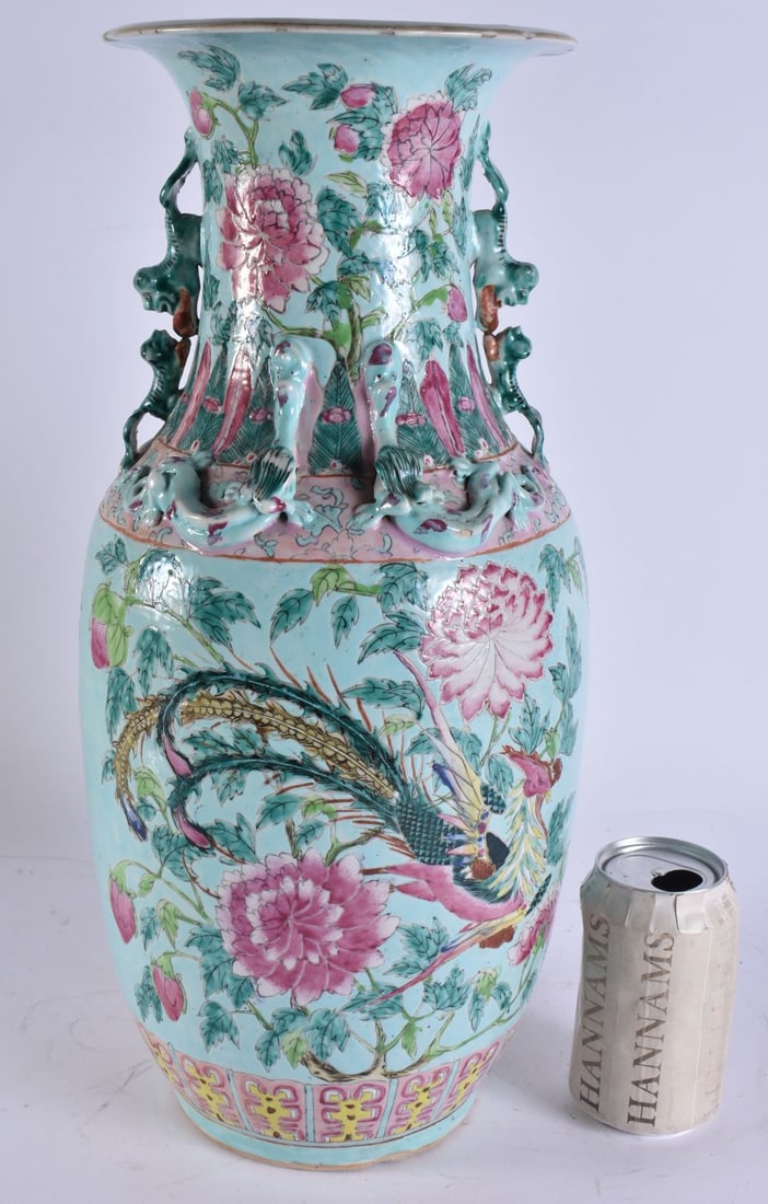 A 19TH CENTURY CHINESE FAMILLE ROSE PORCELAIN VASE Late Qing. 44 cm high. (1 of 5)