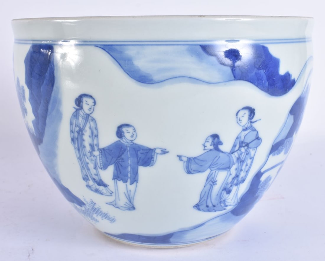 A FINE 17TH CENTURY CHINESE BLUE AND WHITE PORCELAIN CENSER Transitional/Kangxi, painted with figure (1 of 11)