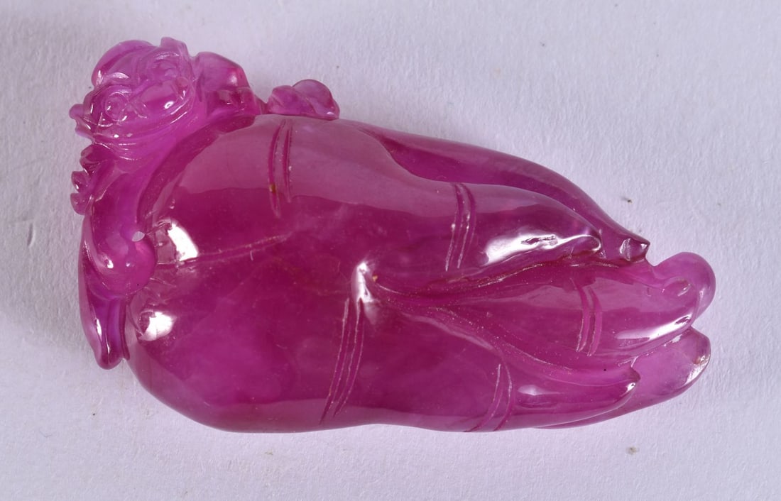 A CHINESE PINK TOURMALINE PENDANT. 34 grams. 5.5 cm x 3.25 cm. (1 of 2)