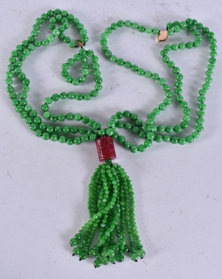 A 9CT GOLD CHINESE JADE AND TOURMALINE NECKLACE. 206 grams. 57 cm long. (1 of 5)
