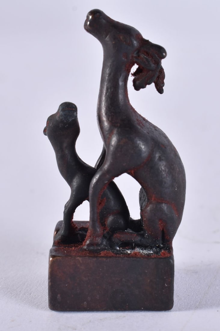 A CHINESE BRONZE SEAL. 71.5 grams. 5 cm x 2 cm. (1 of 4)