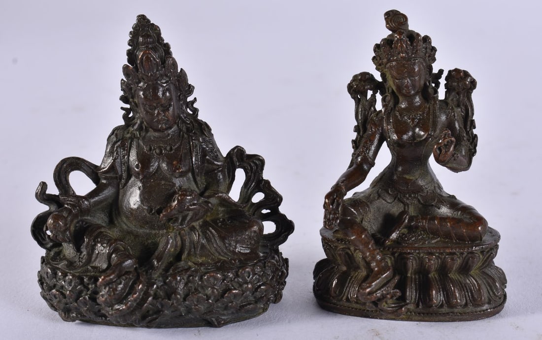 TWO BRONZE BUDDHAS. 160 grams. 5.75 cm x 5.5 cm. (2) (1 of 3)