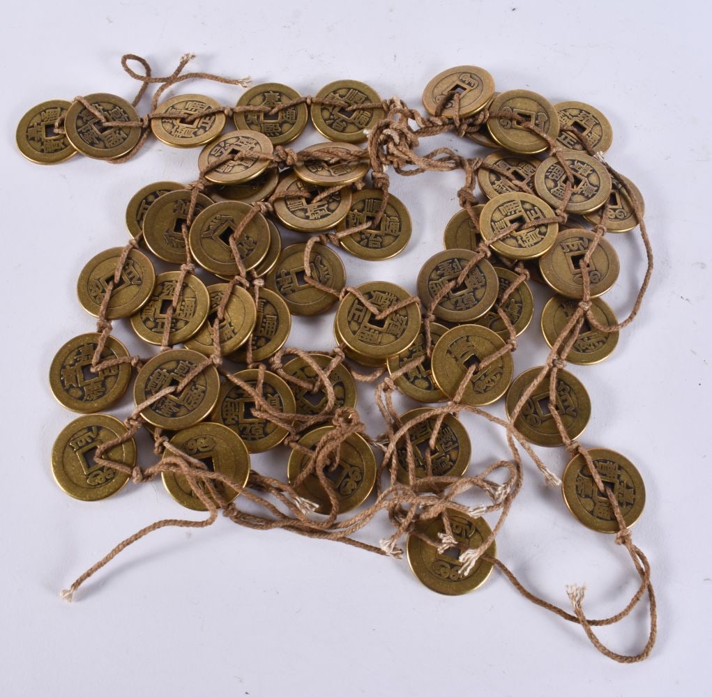 CHINESE TOKENS. 503 grams. 2.75 cm wide. (1 of 3)