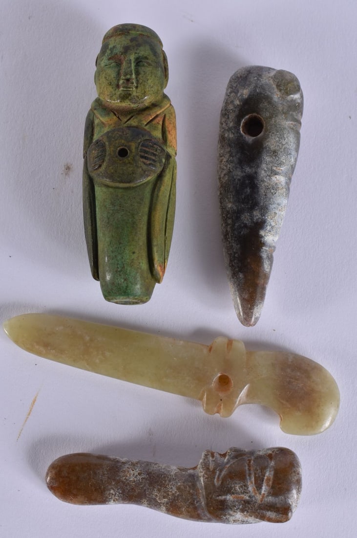 ASSORTED CHINESE JADES etc. 129 grams. Largest 7 cm long. (4) (1 of 5)