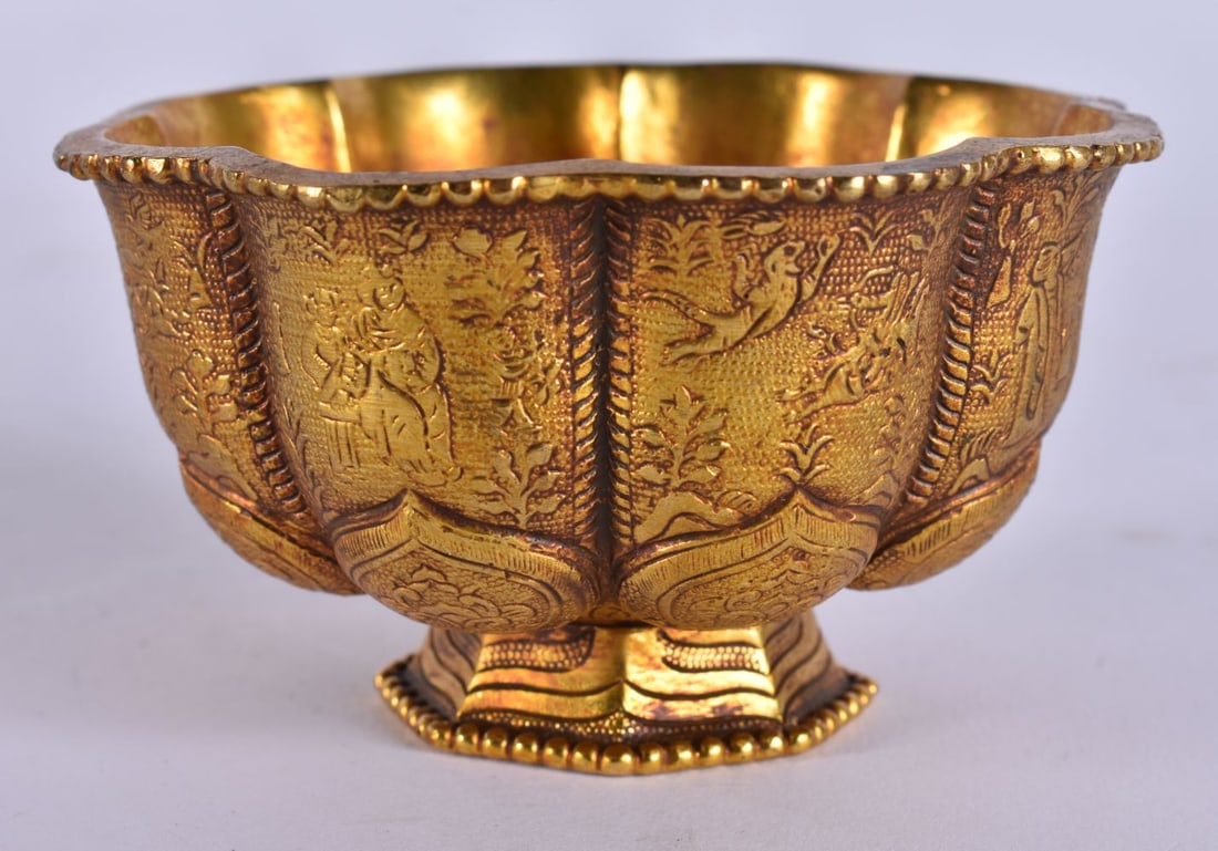 A CHINESE BRONZE BOWL. 162 grams. 8.5 cm wide. (1 of 4)