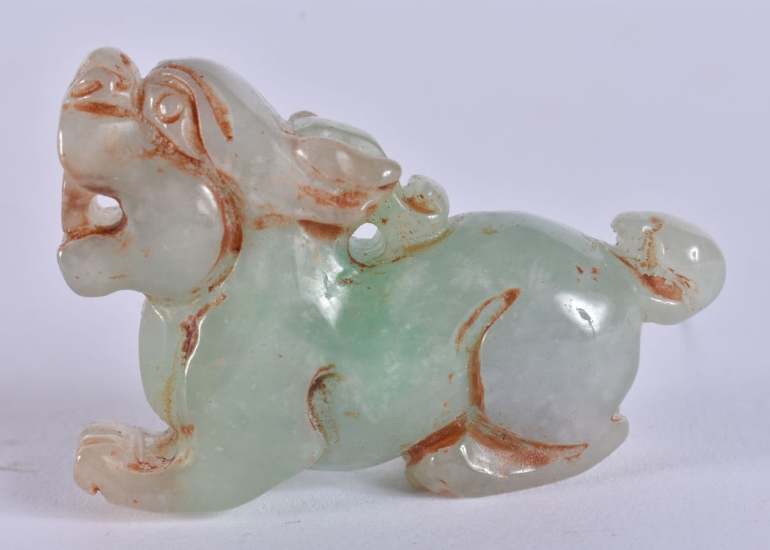 A CHINESE JADE BEAST. 43 grams. 5.5 cm x 3.75 cm. (1 of 3)