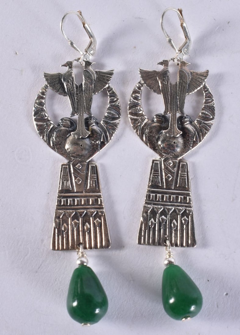 A PAIR OF SILVER EARRINGS. 21.3 grams. 8.75 cm x 2.5 cm. (1 of 2)