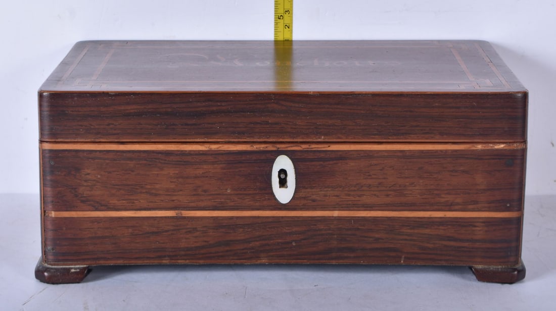 A French inlaid walnut handkerchief box 11.5 x 28 x 17cm (1 of 6)