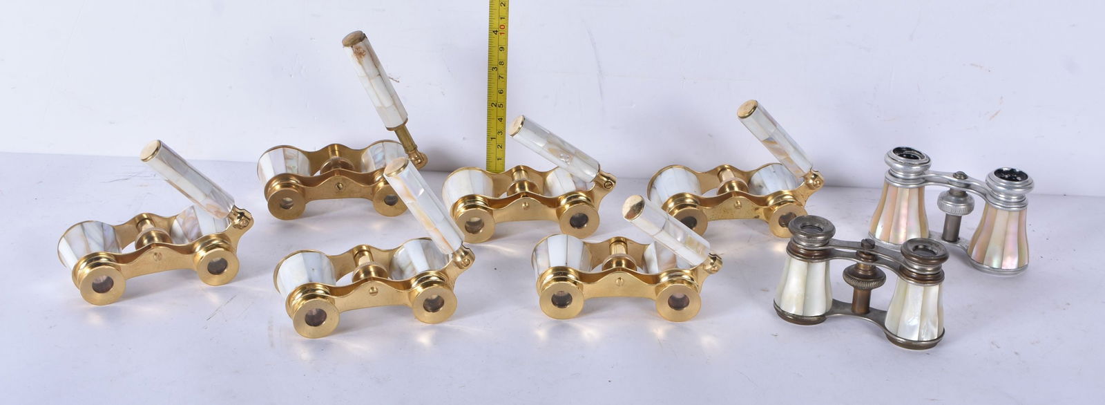 A collection of mother of pearl opera glasses 10cm (8). (1 of 5)