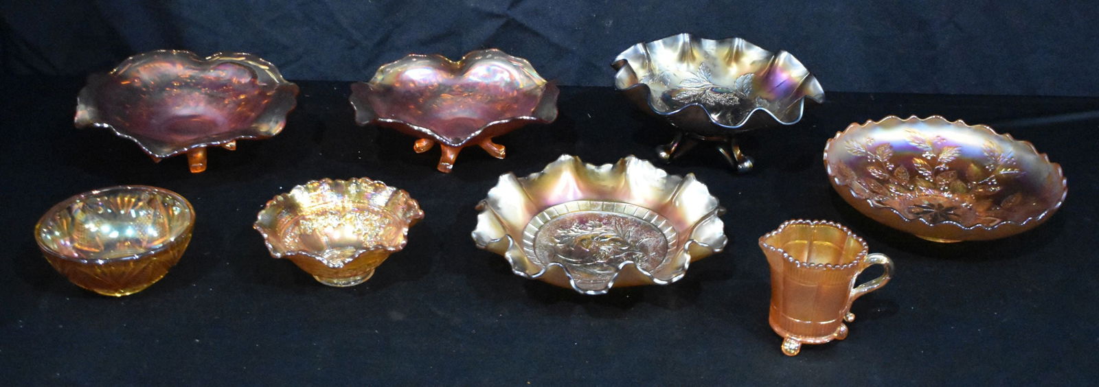 A collection of Carnival glass dishes and pedestal bowls 10 x 21cm (8) (1 of 9)
