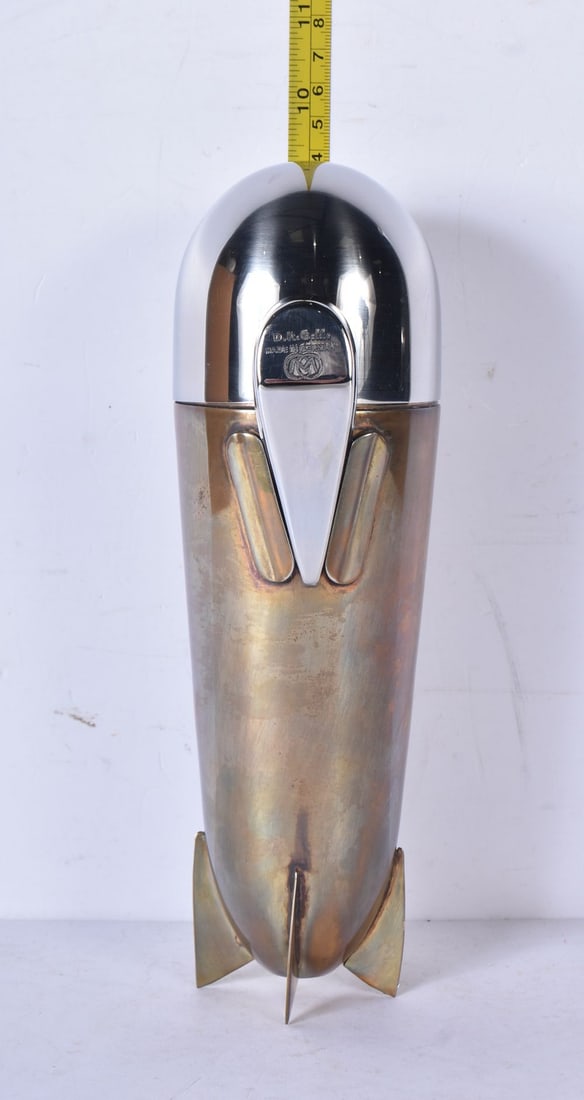 A Zeppelin brass and chrome cocktail shaker 24cm (1 of 3)