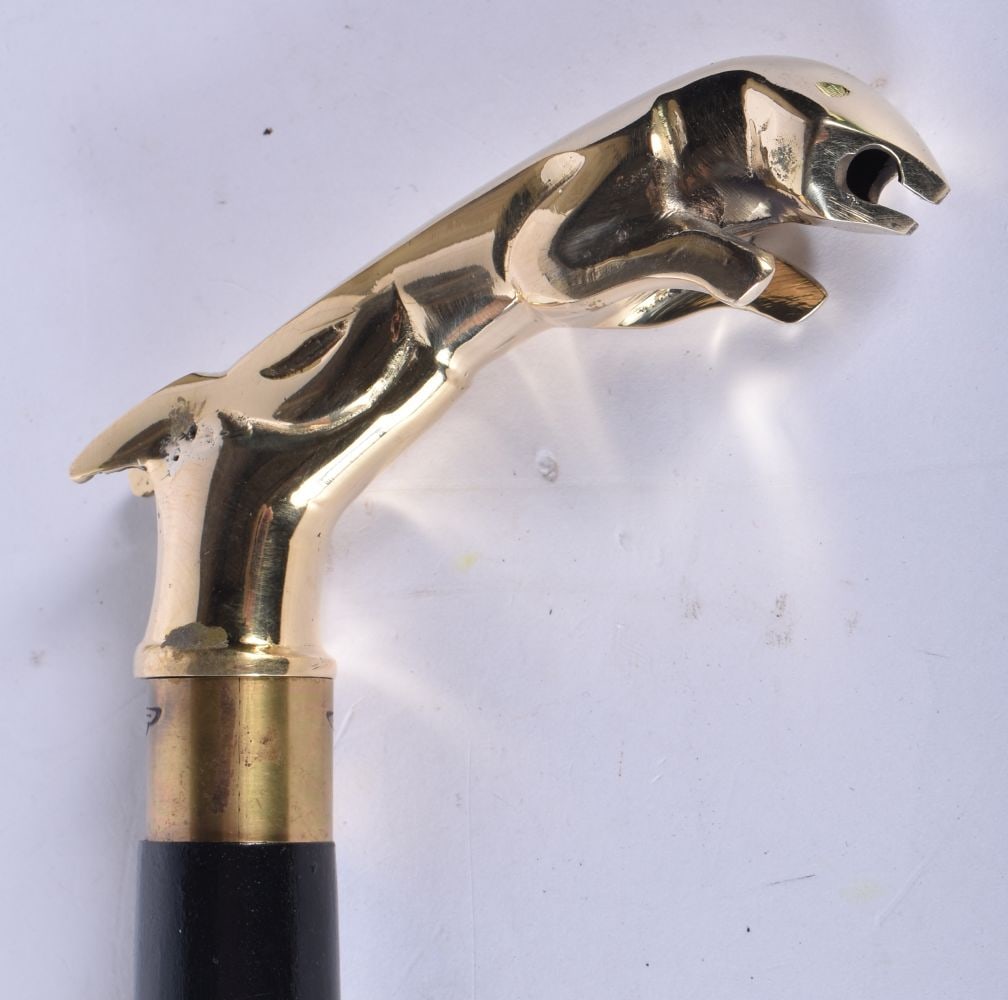 A Jaguar handle walking cane 94cm (1 of 4)