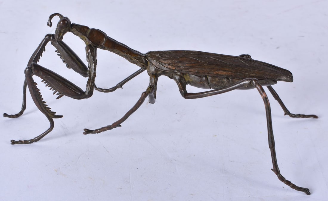 A Japanese bronze articulated Praying mantis 7.5 x 20cm (1 of 4)