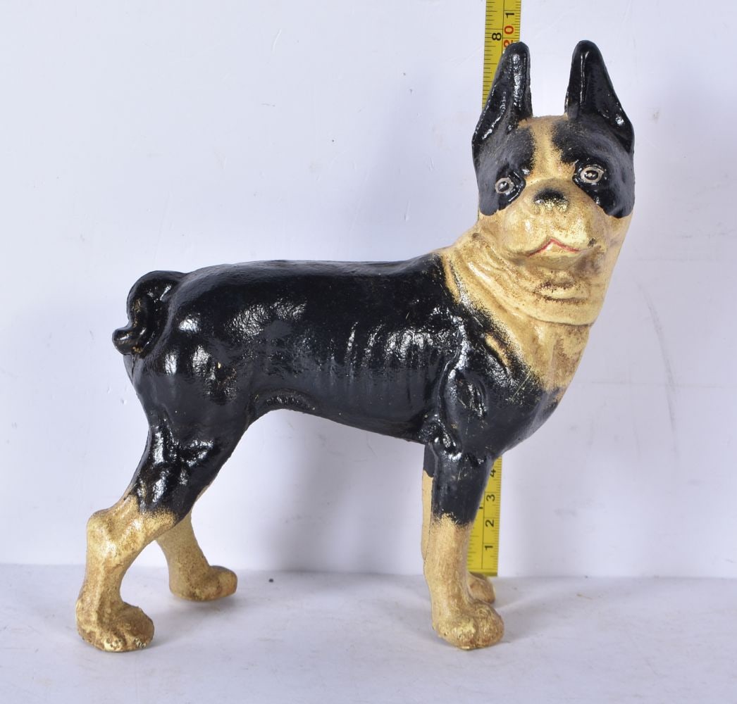 A cast iron French bulldog 21 x 20cm (1 of 4)