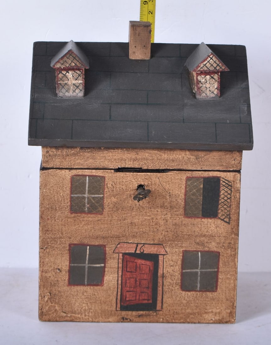 A novelty wooden house tea caddy 22 x 14.5 x 12cm (1 of 4)