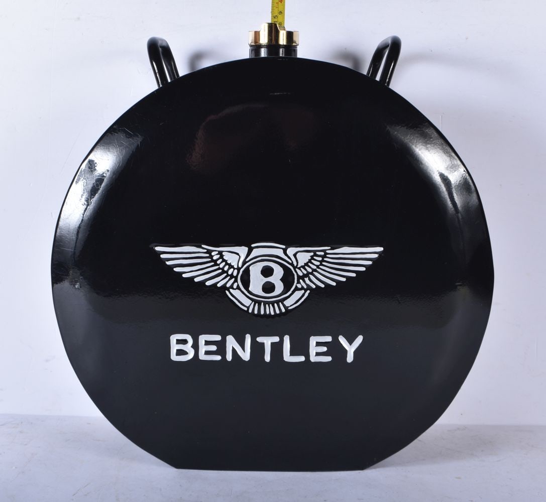 A black Bentley oil can 38cm: A black Bentley oil can 38cm